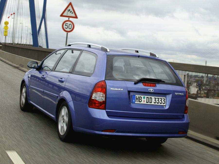  Daewoo Nubira Wagon 2004 года  (фото 2 из 16)